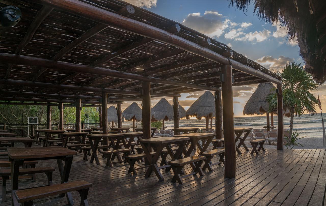 Platinum Yucatan Princess Adults Only Πλάγια Ντελ Κάρμεν Εξωτερικό φωτογραφία Restaurant at the beach